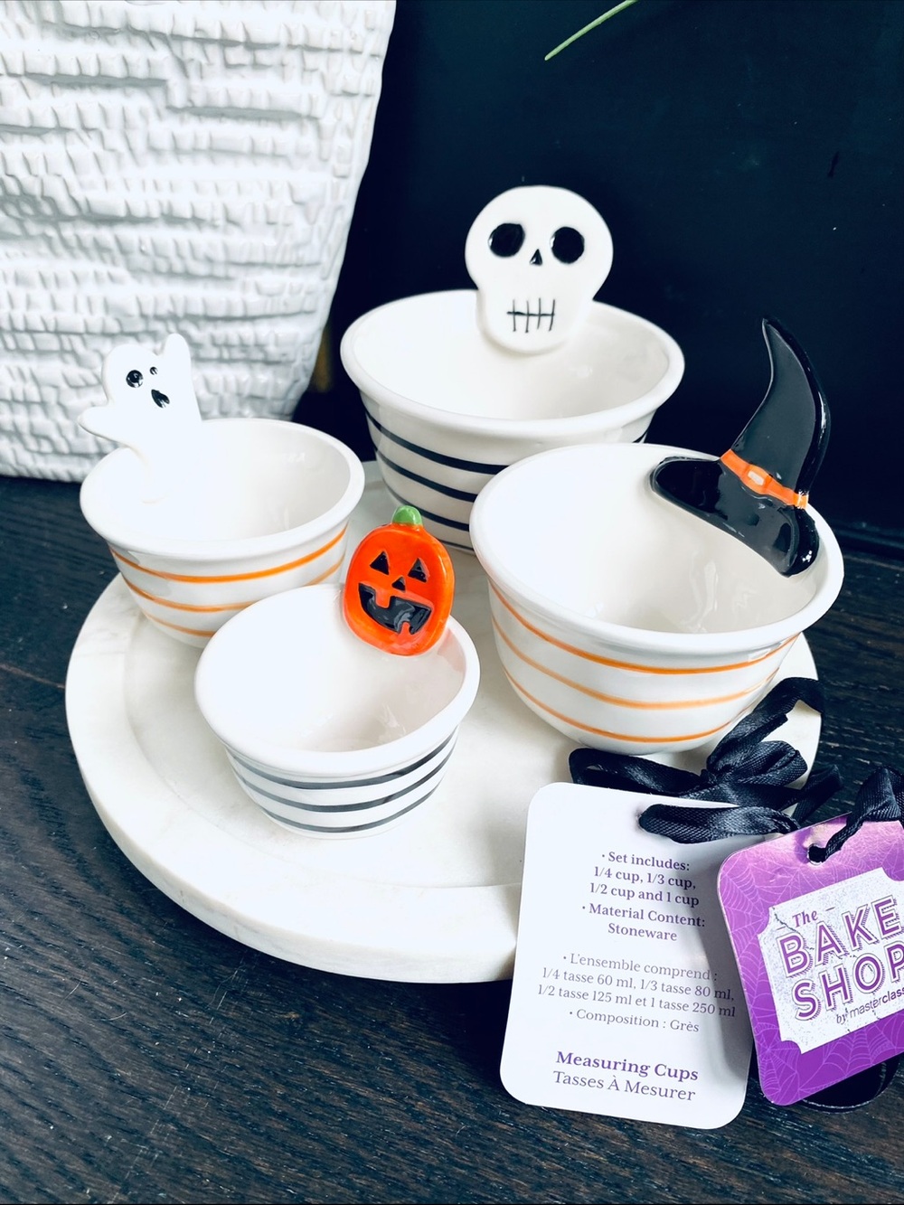Halloween measuring cups by Bake Shop, ceramic NWT